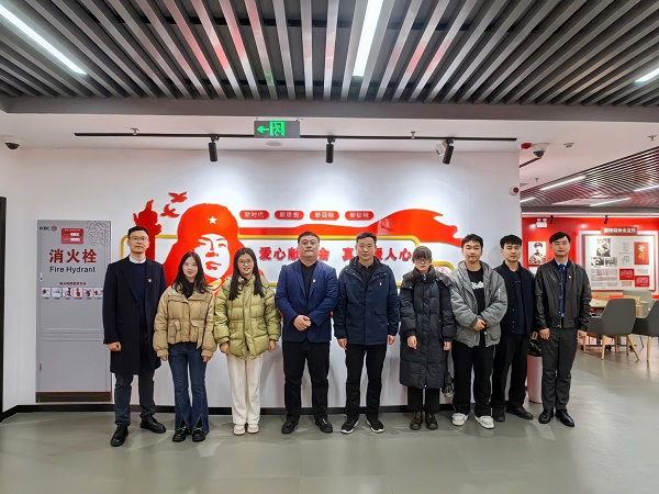 地產(chǎn)集團團支部開展“學(xué)雷鋒”志愿服務(wù)活動